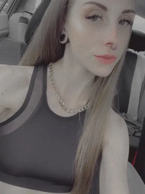 Miss Luna Luxe on OnlyFans