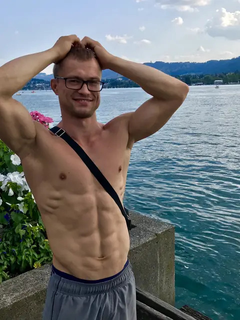 henriksommer on OnlyFans