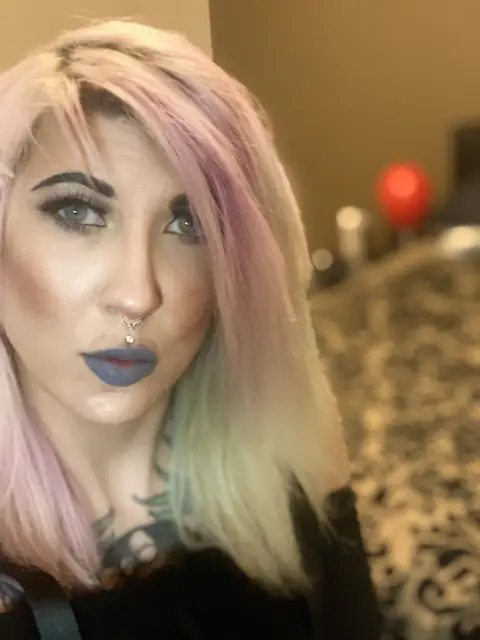 Chelsea Syn on OnlyFans