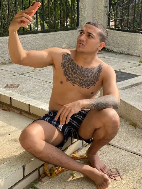 lwinM@vo on OnlyFans