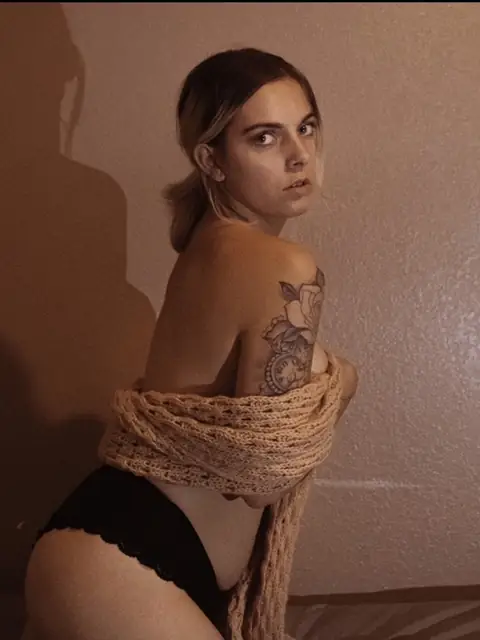 xxshelbsneilsxx on OnlyFans