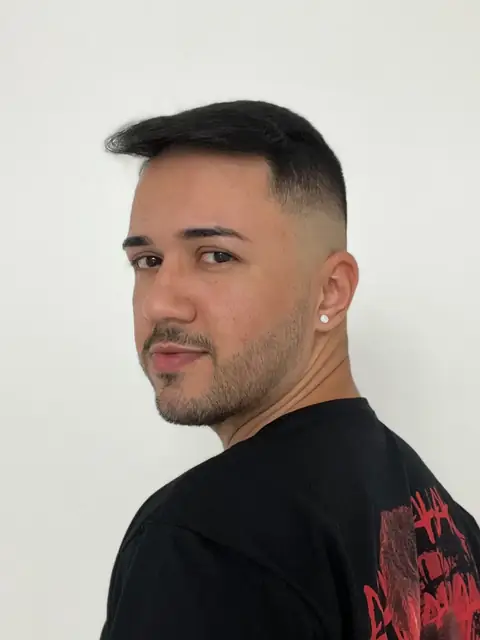 Esdras Ribeiro on OnlyFans