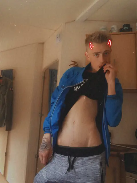 Liam Richards on OnlyFans