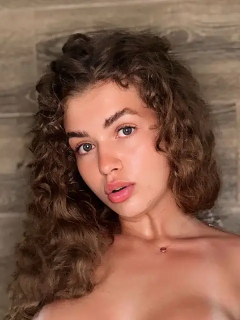 Dolly on OnlyFans