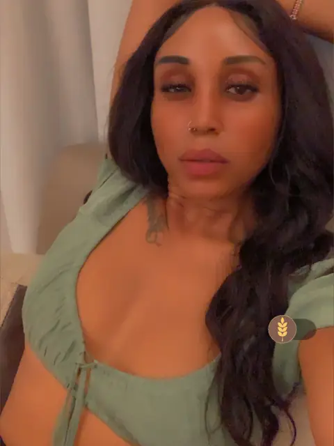 Littlemix on OnlyFans