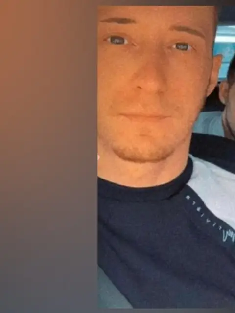 Skinnywhiteguy on OnlyFans
