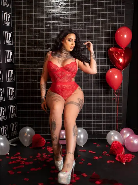 Diamond divine on OnlyFans