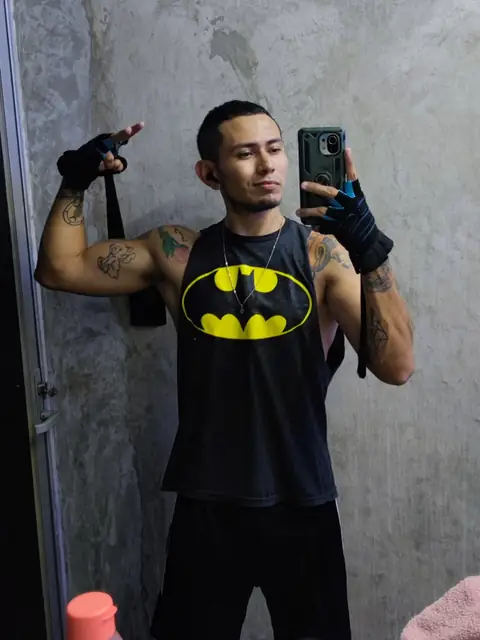 Jos Estrella on OnlyFans