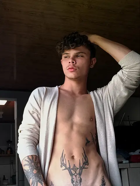 Kenneth Chavarria on OnlyFans