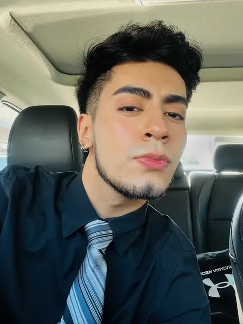 Alejandro Mata on OnlyFans