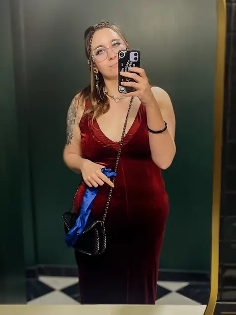 October Reighn on OnlyFans