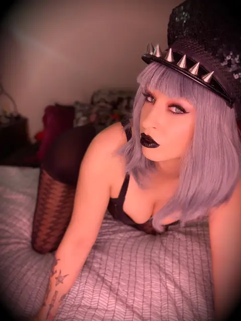 Goddess Lacey on OnlyFans