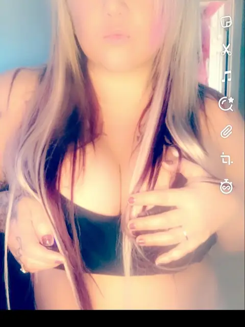 Alexis Lynn on OnlyFans