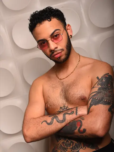 Aaron Klay on OnlyFans