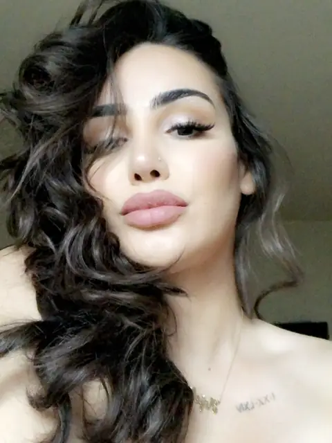Anjelbb23 on OnlyFans