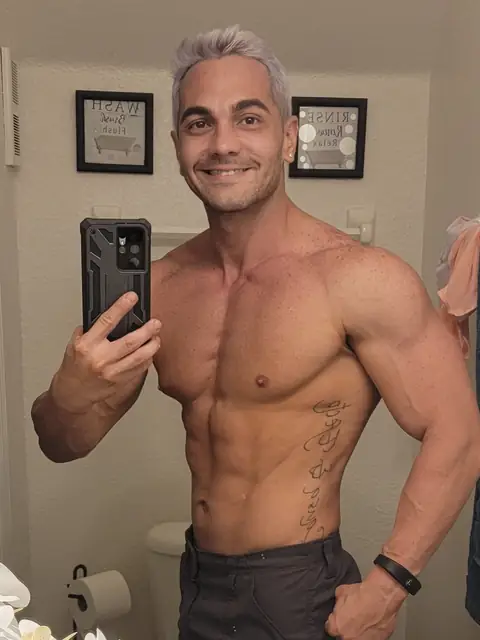 Gabriel Carmona on OnlyFans