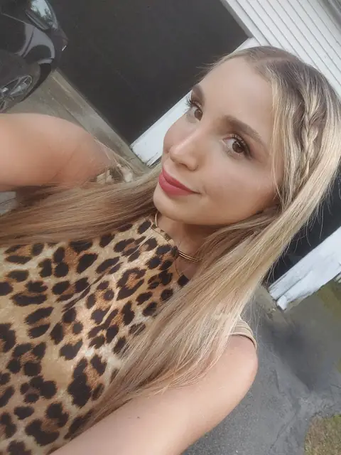 Clara on OnlyFans