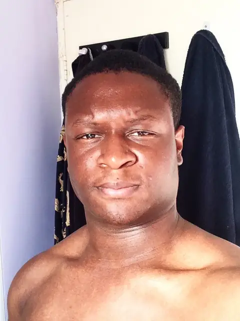 Theo M-T on OnlyFans