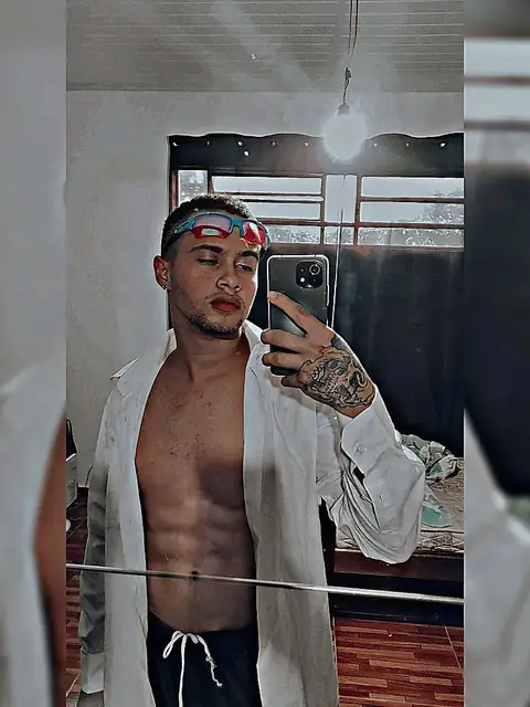 Leonardo Silva OnlyFans profile