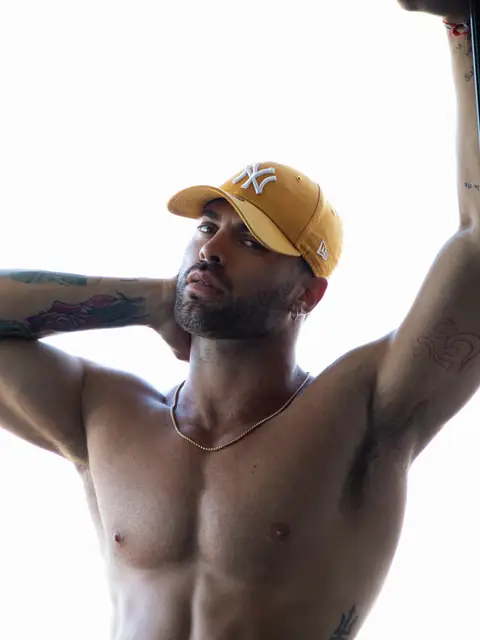 Corvinn on OnlyFans