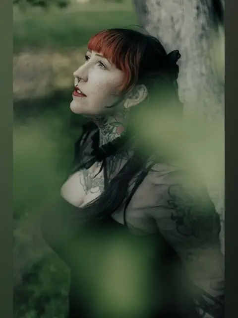 SarahT OnlyFans profile