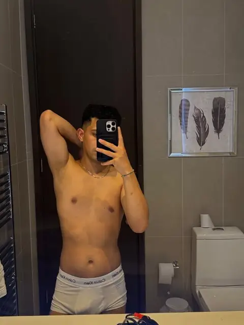 Daniel P rez on OnlyFans