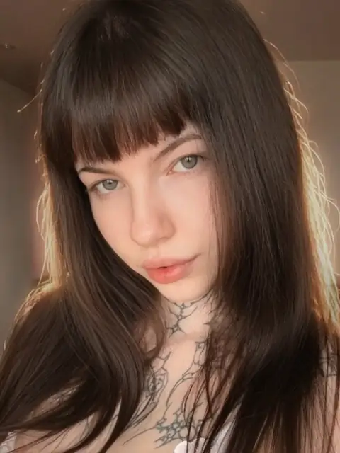 Mia Swan on OnlyFans