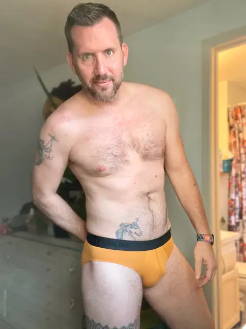 Kiki_underoos on OnlyFans