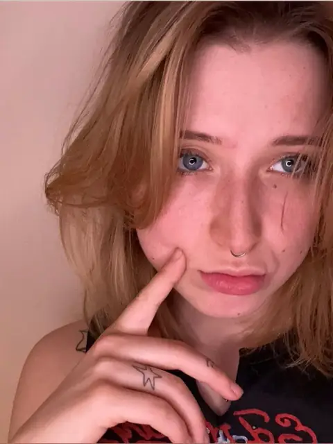 Elisabeth on OnlyFans