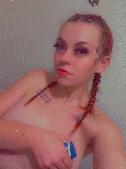 Red Snow on OnlyFans