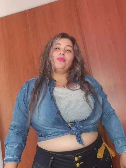 Angelina Reyna (Trans) on OnlyFans
