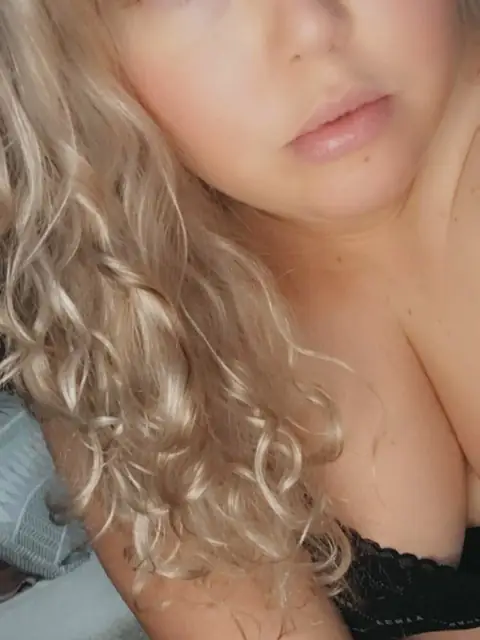 Evelynnn Ho Free on OnlyFans
