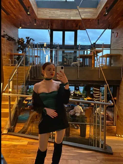 Evil Evelyn on OnlyFans
