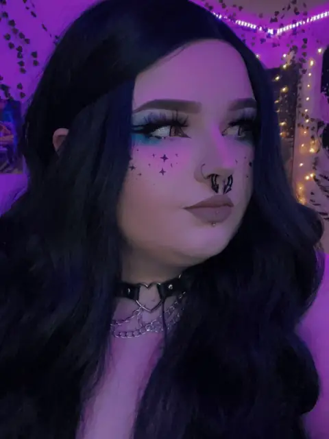 Kitten on OnlyFans