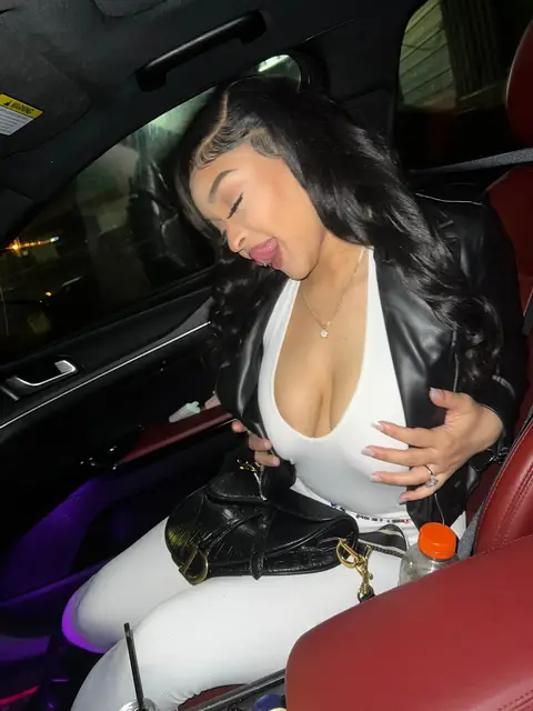 Molly on OnlyFans