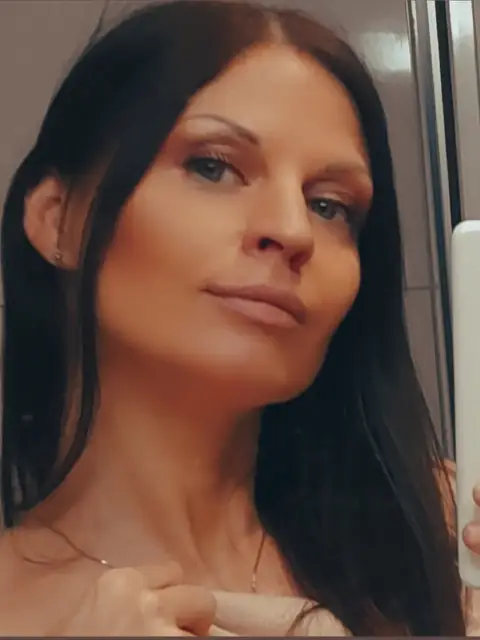 Angela Br ndle OnlyFans profile