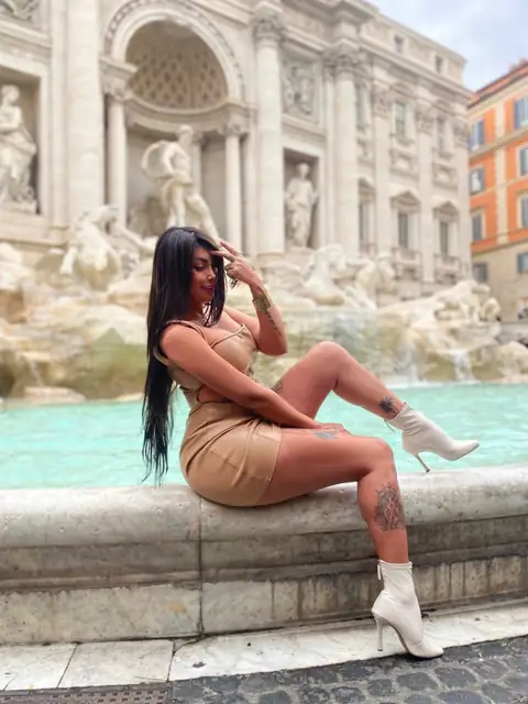 katharina Haramixo on OnlyFans