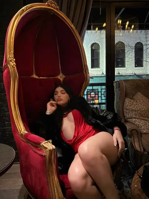 Cece (Trans) on OnlyFans