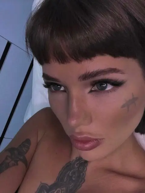 Asya on OnlyFans