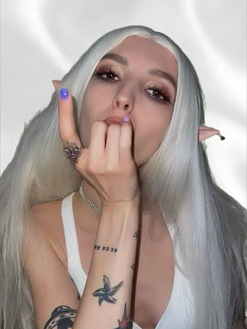 Aurelia Sin 4U on OnlyFans
