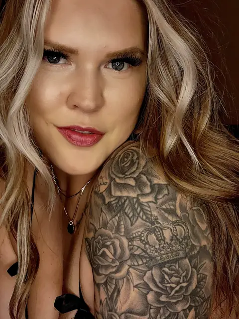 Ava Renee on OnlyFans