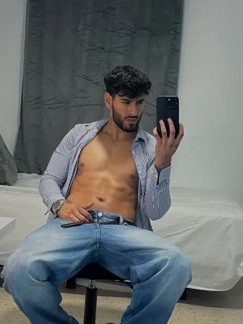 Sebastian on OnlyFans