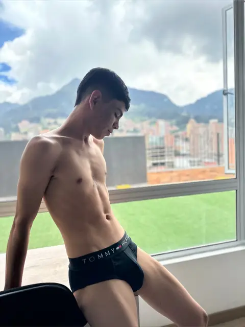 Marlon Arian on OnlyFans