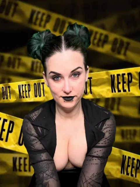Your Alt Mommy on OnlyFans
