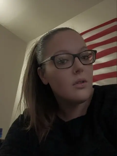 Bella on OnlyFans
