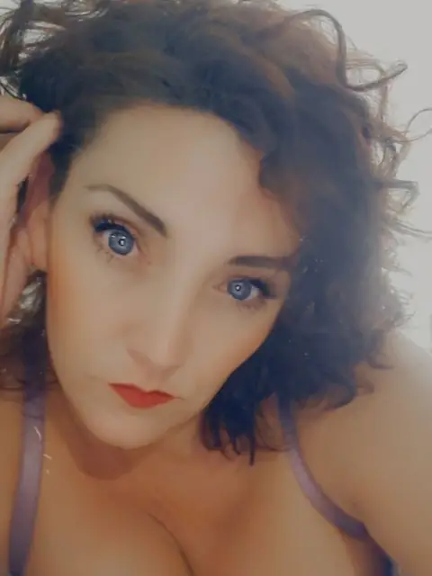 Tasty Peach on OnlyFans