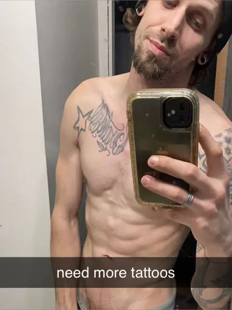 Bigdicksk8erboy on OnlyFans