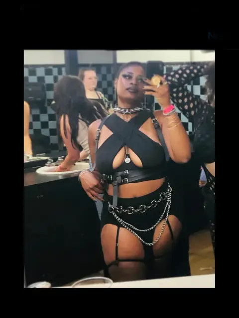 Manic Emo Dreamdoll on OnlyFans