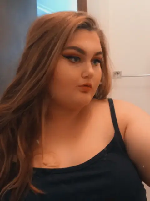 Babygirl420 on OnlyFans
