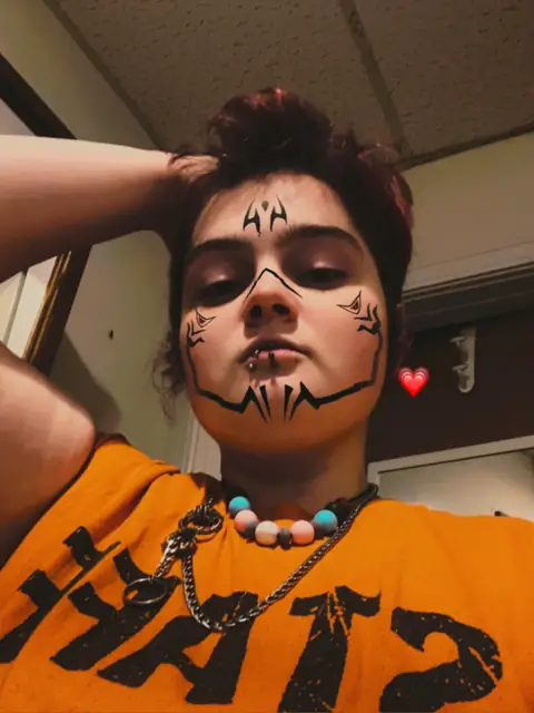 Dead.Nexas [He/They] (Trans) on OnlyFans